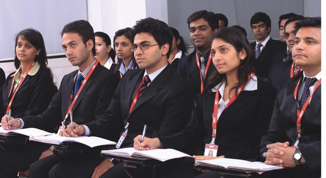 Top 05 Management Courses for Indian Students and Young Professionals