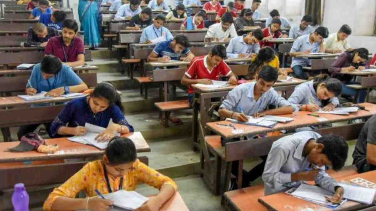 UPSC 2023 Answer Key 2023 by Fourm  IAS :  GS, CSAT Set A, B, C, and D Answer Key PDF यहाँ  डाउनलोड करें