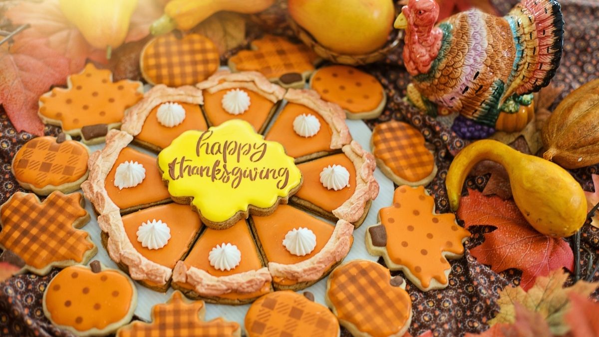 Happy Thanksgiving 2025  Blessings to Share with Friends & Family! 