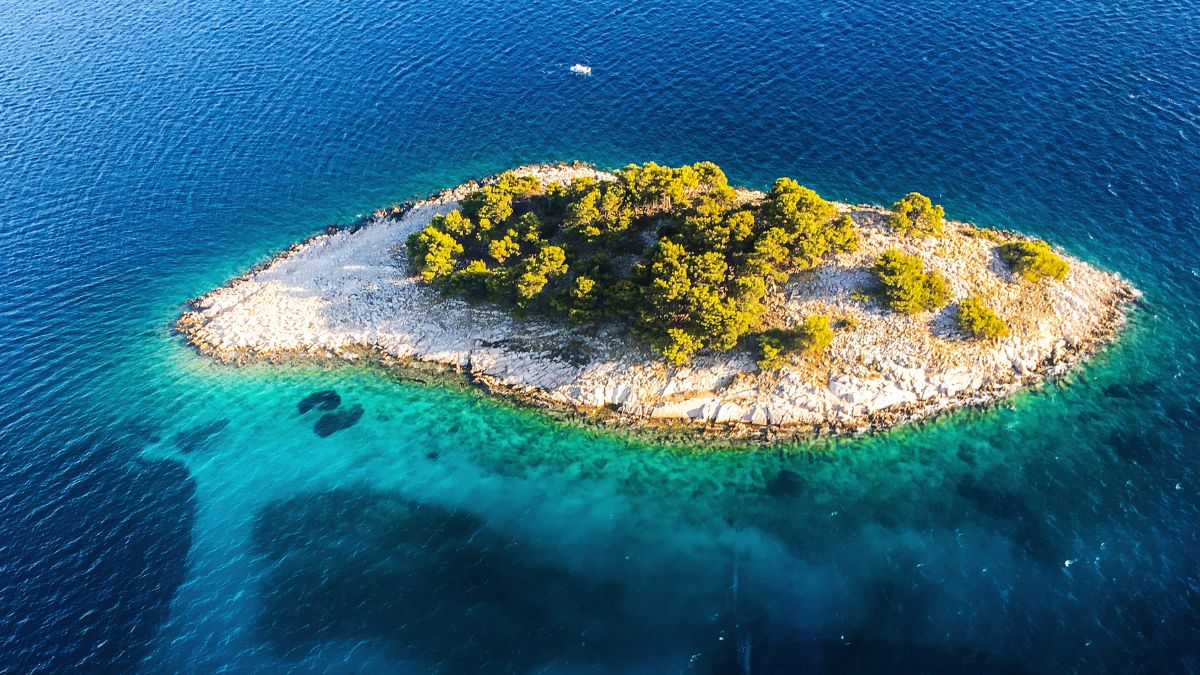 pearl of the indian ocean