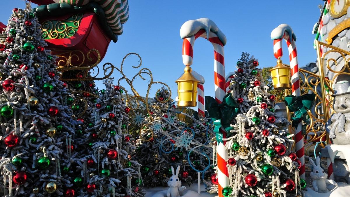 What Is the Disney Parks Magical Christmas Day Parade