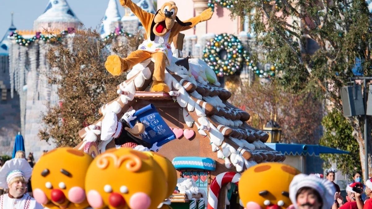 When & Where Will the 2025 Disney Christmas Parade Air