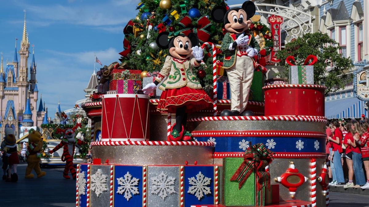 You can watch the main Christmas Day parade, the Disney Parks Magical Christmas Day Parade, on ABC at 10 a.m. ET on December 25, 2025, and stream it later on Disney+ and Hulu