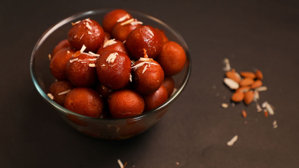 gulab jamun