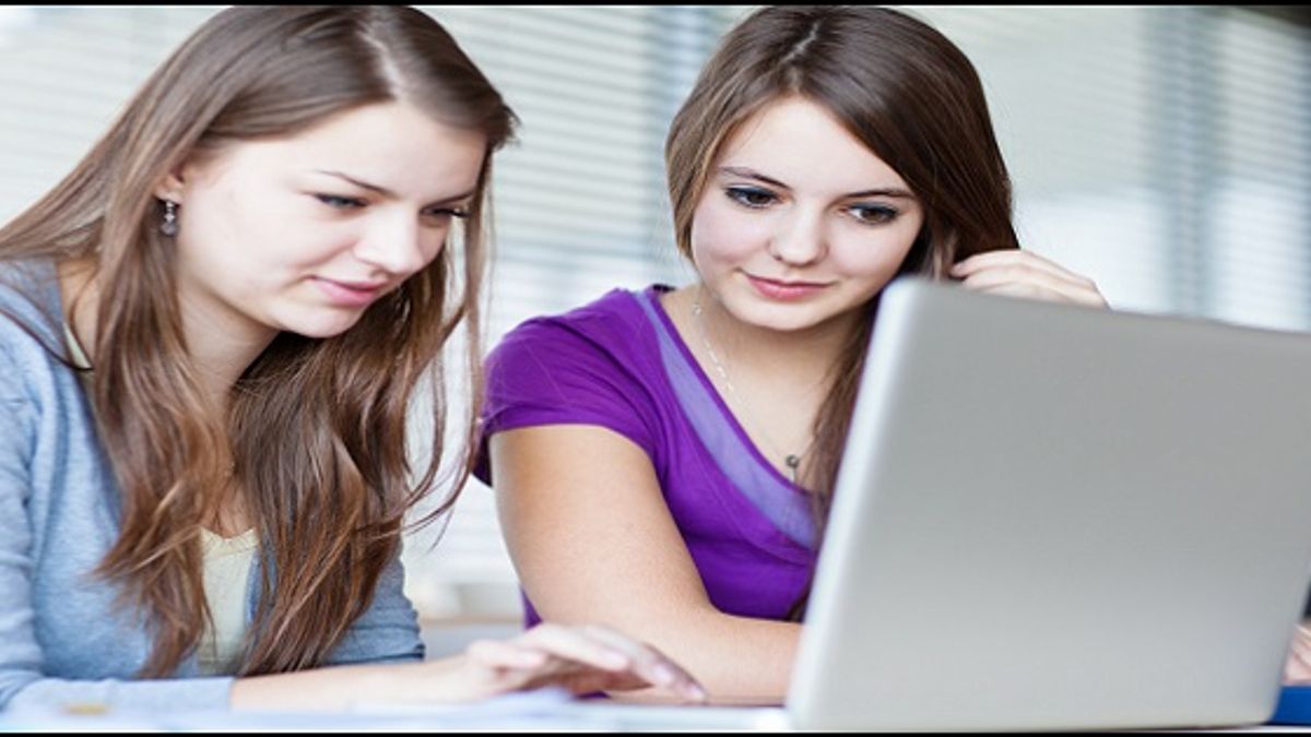 Computer Courses for Girl Students