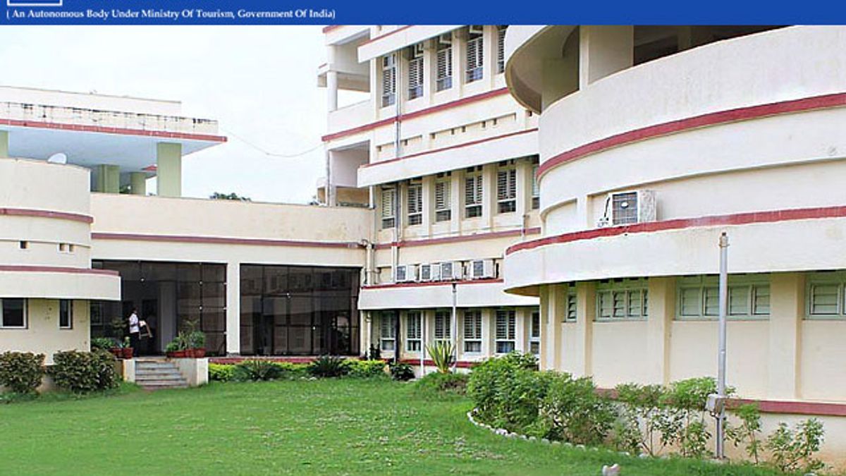 IHM Gandhinagar LDC and Assistant Lecturer cum Assistant Instructor Posts 2019