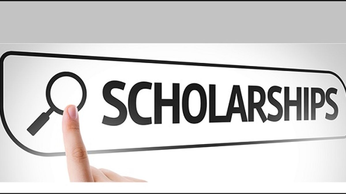 Scholarship for Class 12th pass students