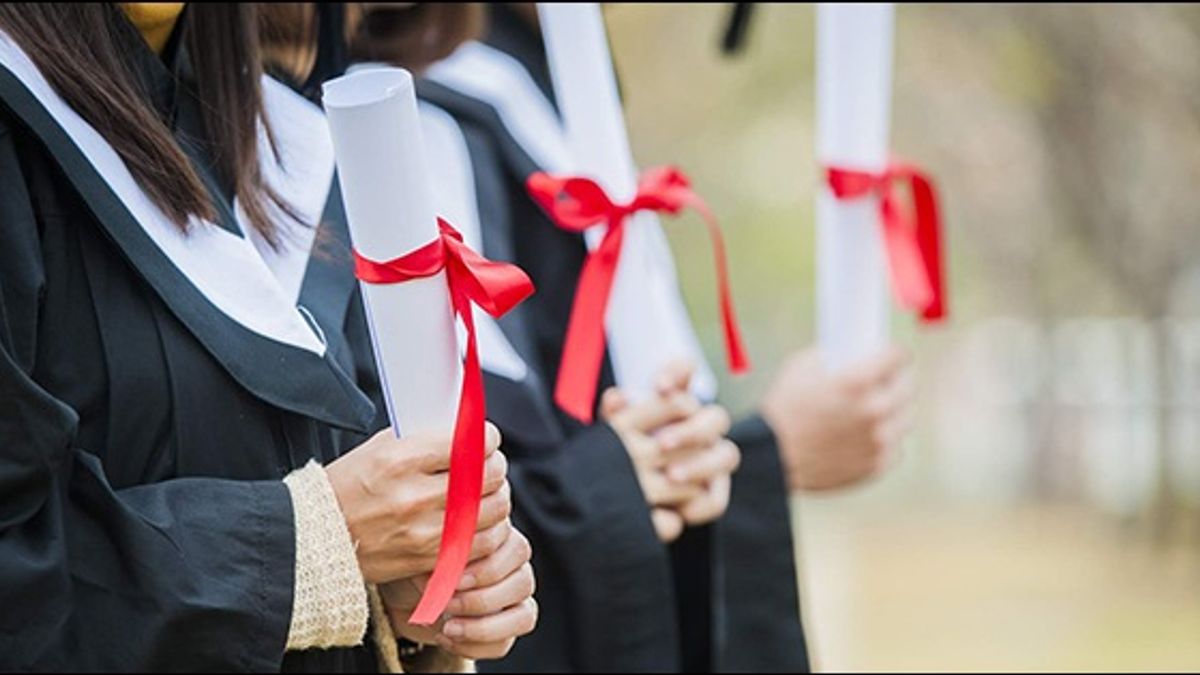 The role played by private universities in dispersion of education