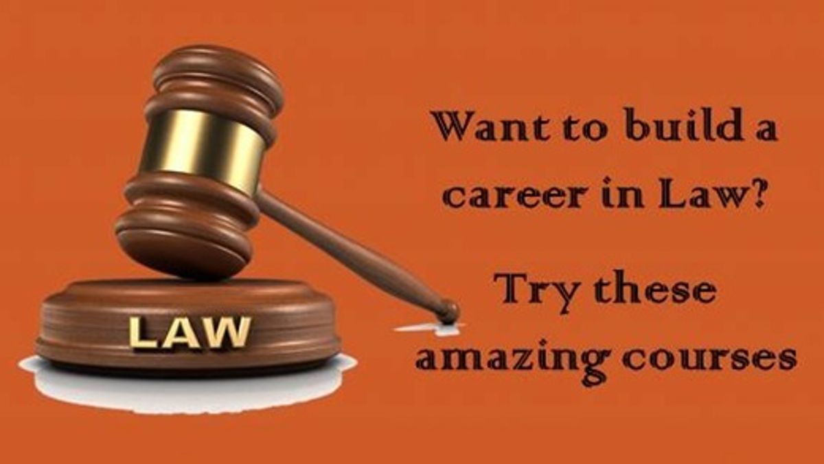 Law courses that offer you amazing job options
