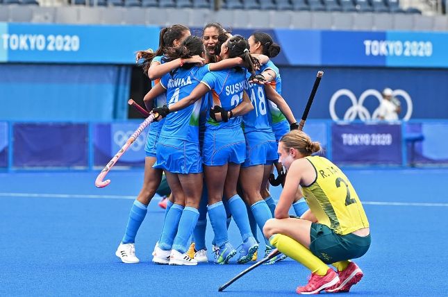 India rejoices as women's hockey team makes maiden entry into Olympic semifinals