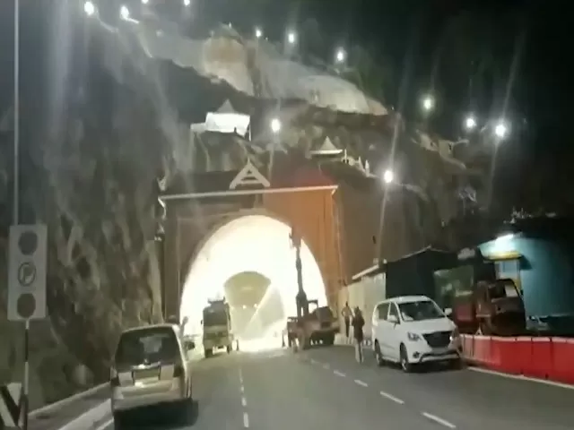 Kuthiran tunnel, Twitter/Nitin Gadkari