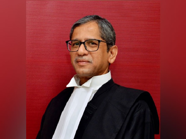 What Does Chief Justice Of India Do