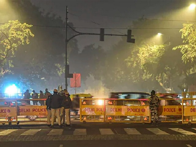 Night Curfew in Delhi Timings today