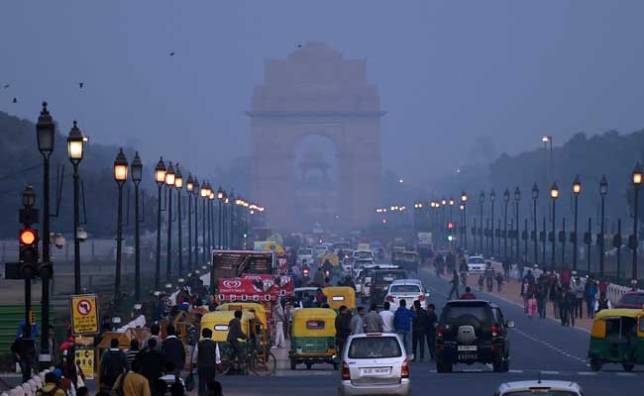 Delhi govt new guidelines on COVID-19: दिल्ली सरकार ने जारी किया येलो अलर्ट, दिल्ली में नए प्रतिबंधों की पूरी सूची