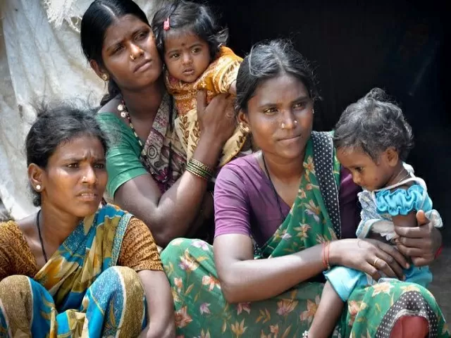 भारत में पुरुषों की तुलना में महिलाएं अधिक: रिपोर्ट 