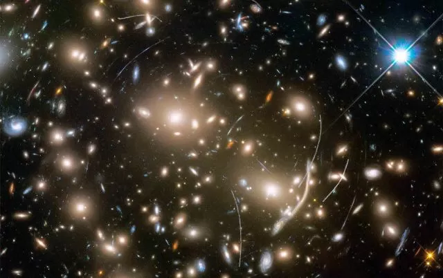 NASA shares image of galaxy cluster Abell 370