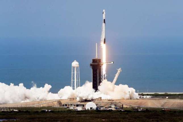SpaceX launches 143 satellites on single rocket in Hindi