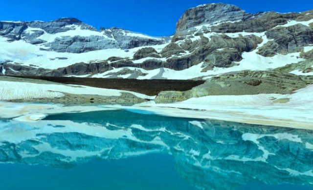 15,000 year-old viruses discovered in melting Tibetan Glaciers