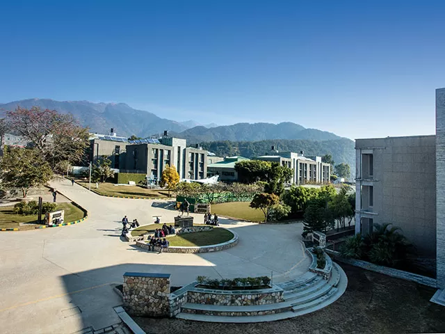 UPES concludes placement season on a high; 500+ companies make 2800 job offers