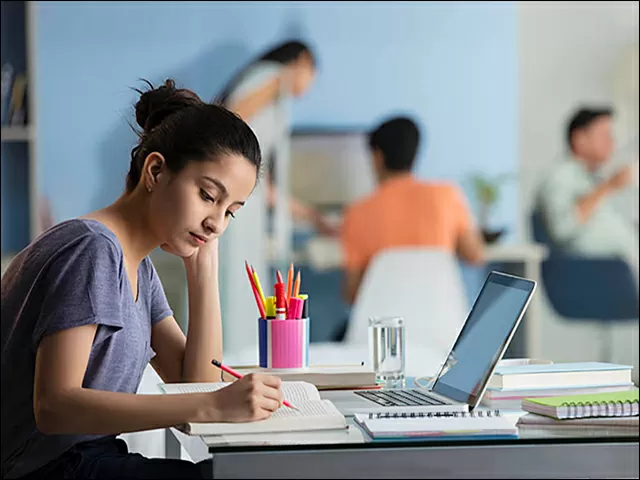 Aiming NEET 2021 or NEET 2022? Which course to choose?