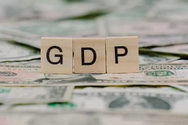 Indian economy contracts by record 7.3 percent in 2020-21 in Hindi