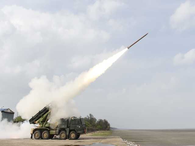 Pinaka Rocket test fire, Twitter/DRDO