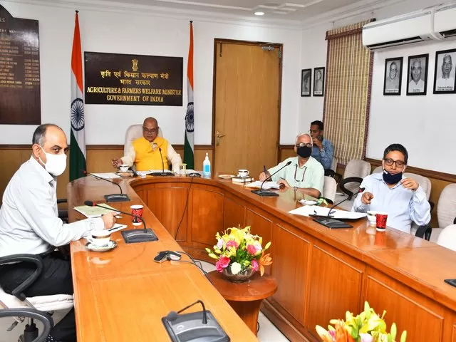 Model Panchayat Citizens Charter launch, Twitter/Narendra Singh Tomar