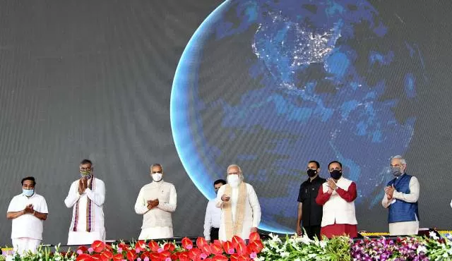 Azadi ka Amrut Mahotsav: PM Modi flags off padyatra in Gujarat to commemorate 75th year of Independence