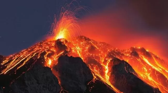 Mount Nyiragongo volcano erupts in Congo after almost two decades, over 500 homes destroyed