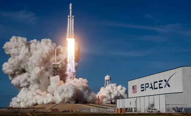 SpaceX Falcon 9 rocket launches 60 more Starlink satellites into orbit