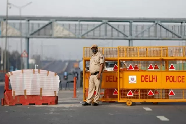 Many states opt for lockdown or similar curbs as Covid-19 cases rise in Hindi