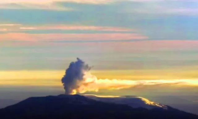 Volcano that wiped out entire town in Colombia is active again