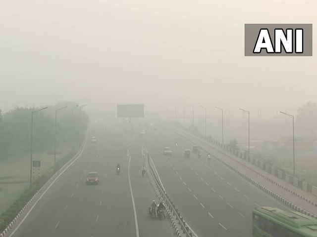 Air Pollution In Delhi-NCR: All Schools Shut, WFH For 50 Percent Staff ...