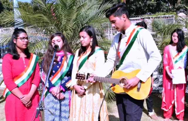 Know about the Importance of Extra-curricular Activities for College Students in India