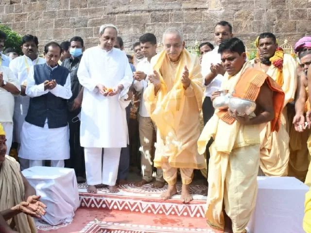 Jagannath Temple: Odisha CM Naveen Patnaik Lays Foundation Stone For ...