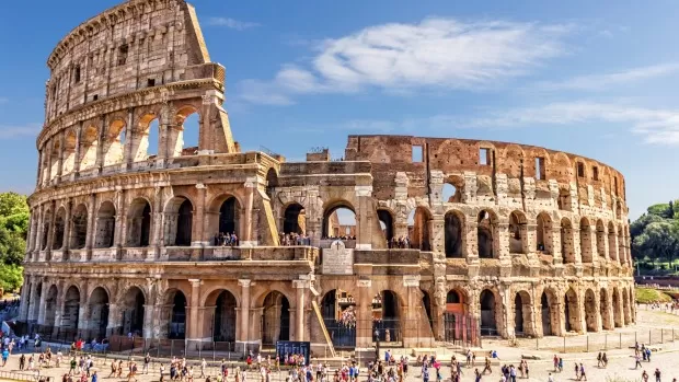 Top 10 Tourist Attractions Of the World