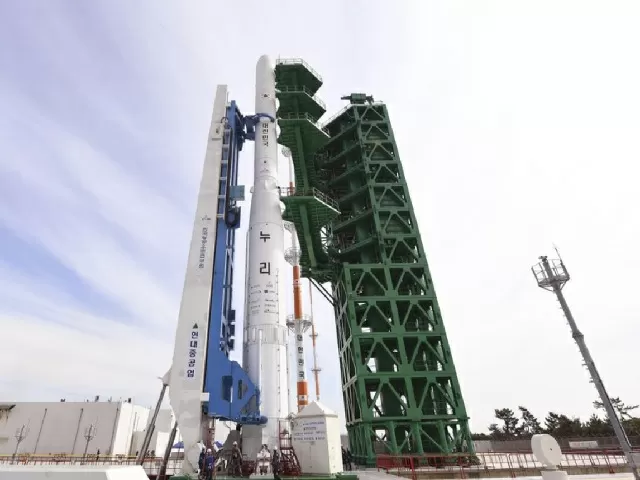 S Korea launches rocket