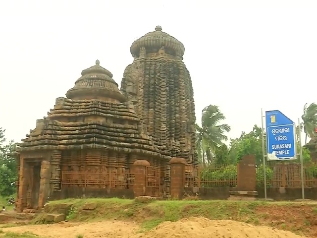 Temple base found in Bhubaneshwar