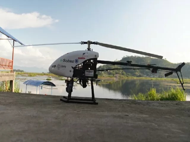 COVID-19 vaccine delivered by drones