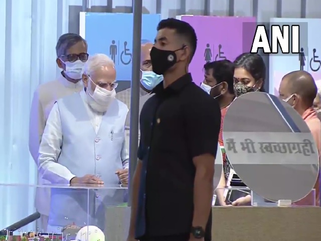 PM Modi visits Lucknow
