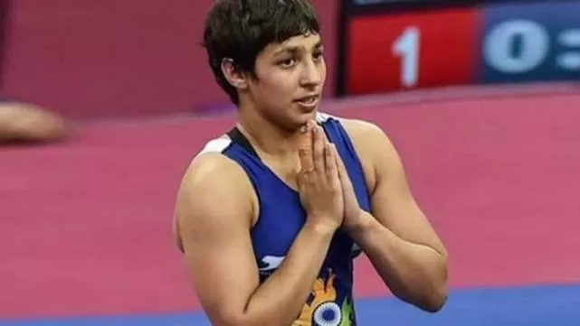 Anshu Malik becomes first Indian woman wrestler to reach World Championship final