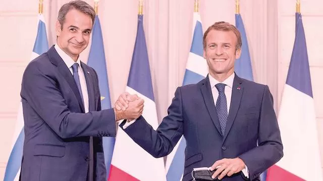Greece to buy French warships in multibillion-euro defence deal