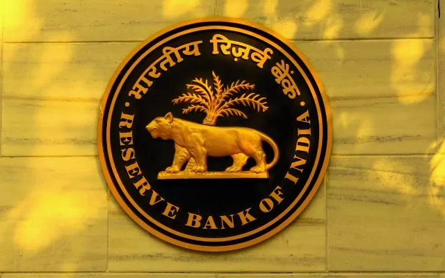 RBI to set up five-member panel on new umbrella entity licenses