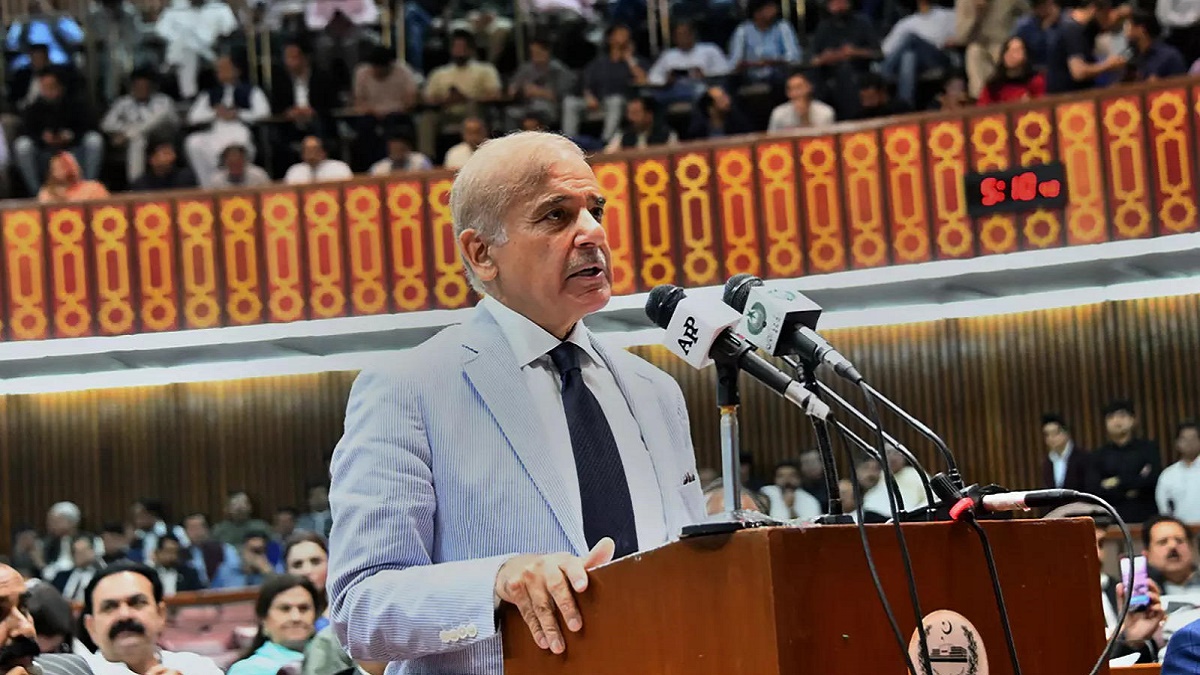 Pakistan PM Shehbaz Sharif-led Cabinet Takes Oath-Check Complete ...