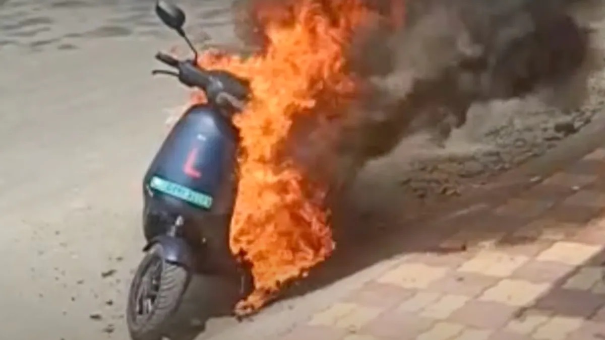EVs two-wheeler catch fire