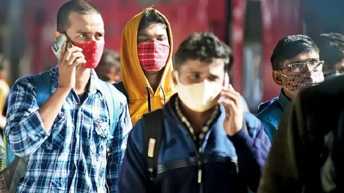 Delhi makes mask mandatory in public places with immediate effect