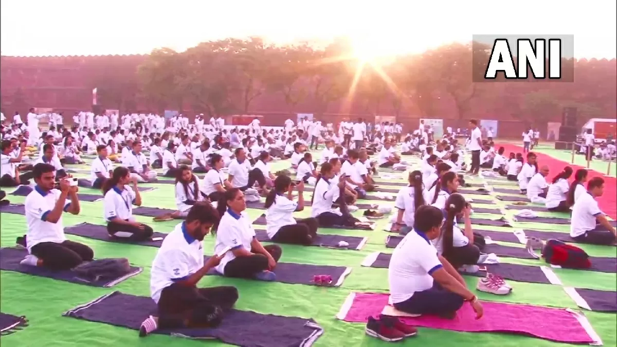 Yoga Mahotsav organised at Red Fort