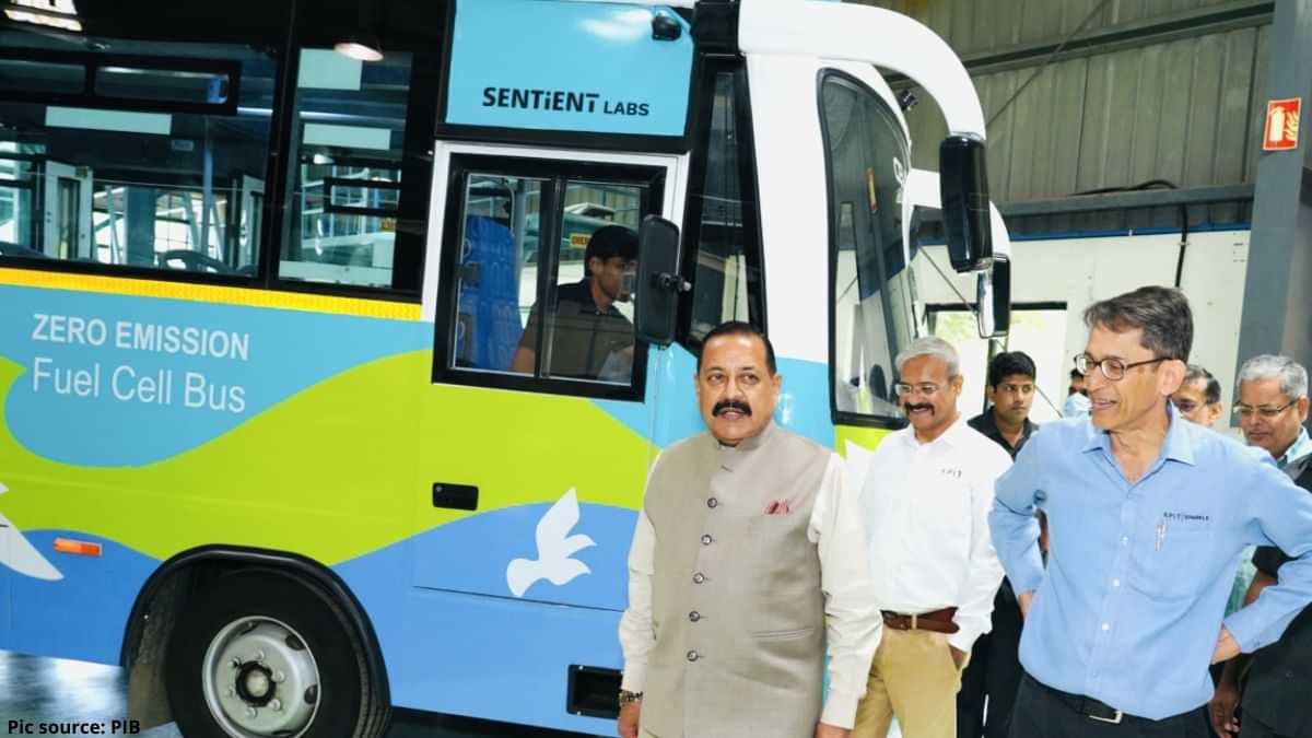 Hydrogen Fuel Cell Bus: भारत की पहली स्वदेशी हाइड्रोजन फ्यूल सेल बस हुई लांच, जाने इसमें क्या है खास?