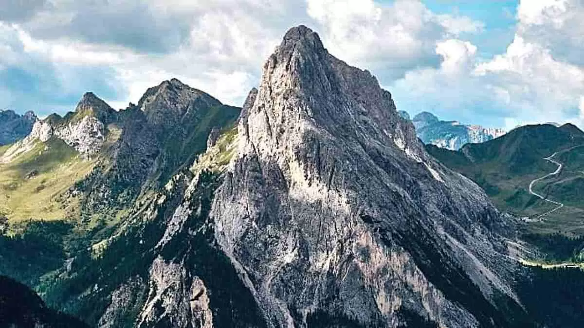 Find the hidden eagle!