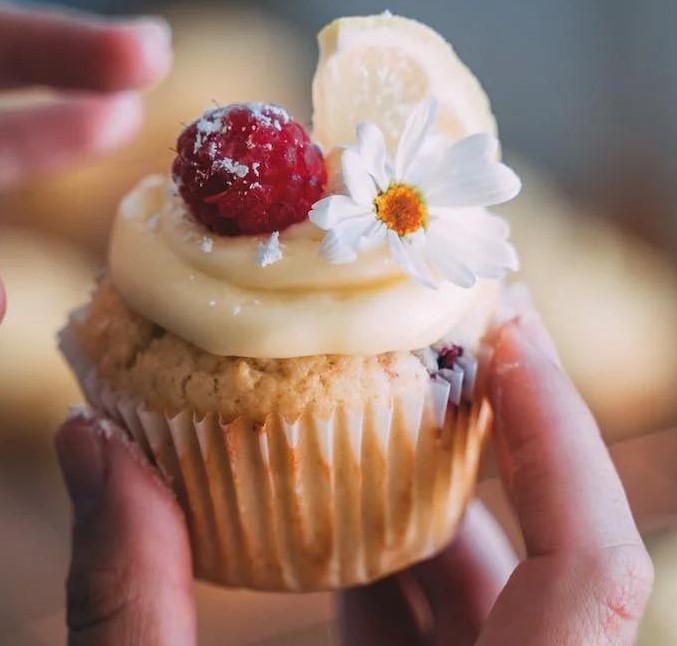 What Is The Difference Between Cupcakes and Muffins?